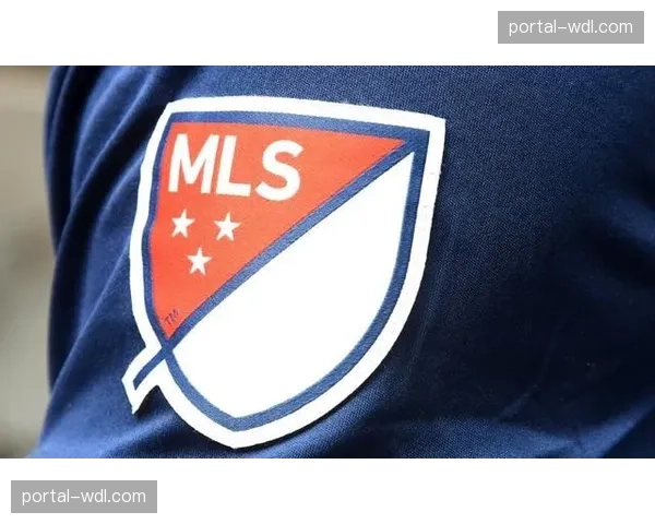 球员工会与联盟就2027年新版劳资协议关键条款展开初步磋商 球员工会与联盟就2027年新版劳资协议关键条款展开初步磋商